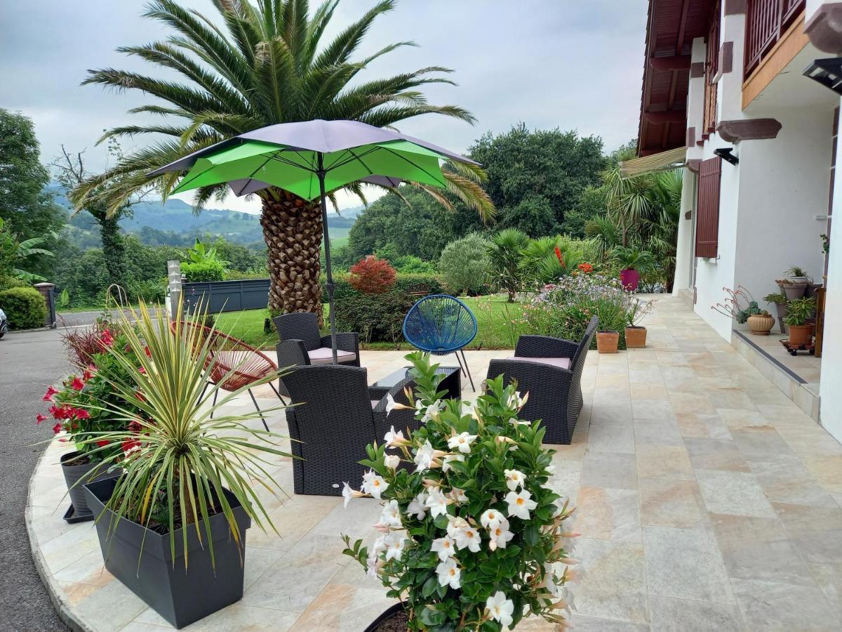 Villa Goxoki Avec Piscine Saint Jean Pied De Port Saint-Jean-Pied-de-Port Exterior foto