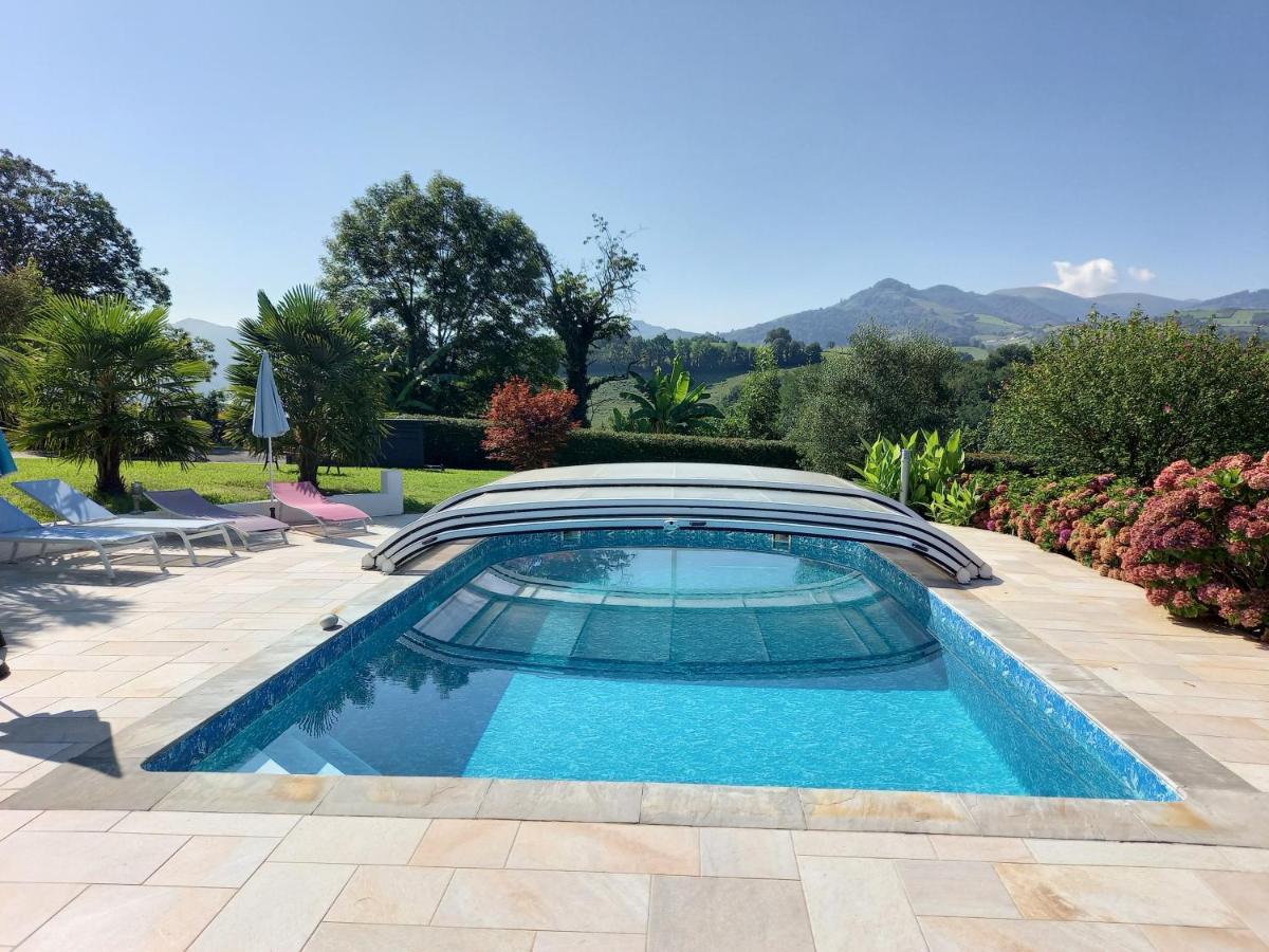 Villa Goxoki Avec Piscine Saint Jean Pied De Port Saint-Jean-Pied-de-Port Exterior foto